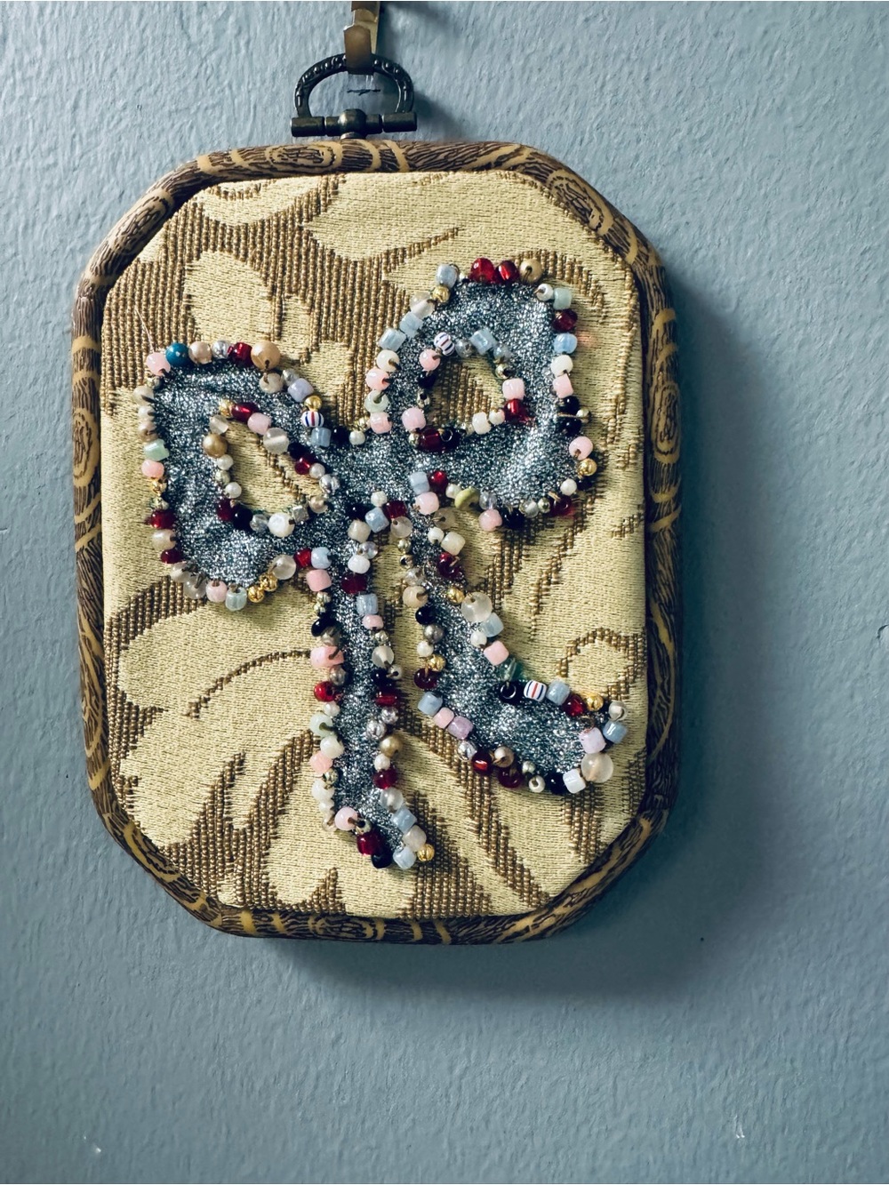 Beaded Bow Wall Decor in Beige and Multicolor